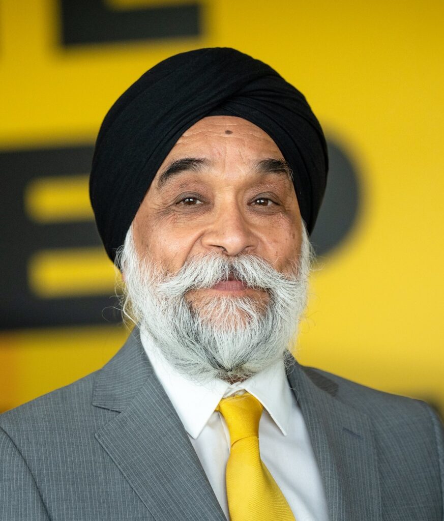 Chancellor Manohar Singh