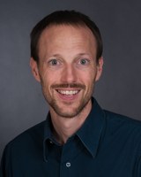 Professor Douglas Haynes headshot