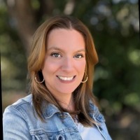 Dr. Adrienne Frie headshot